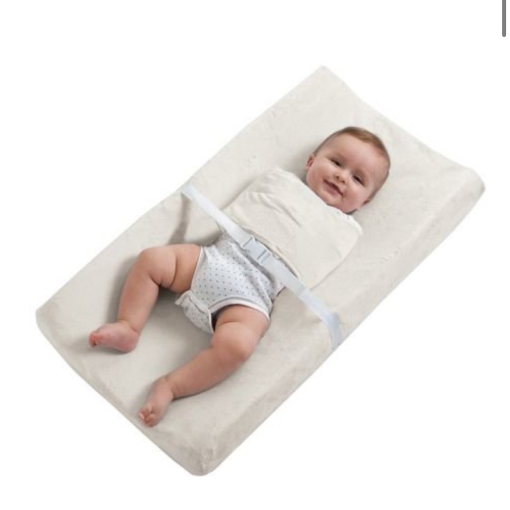 ‼️3/$30‼️ BNWT - Halo SwaddleChange changing pad cover - blue